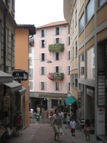 Lugano 103.jpg   25kb   26.03.2021 22:37:50